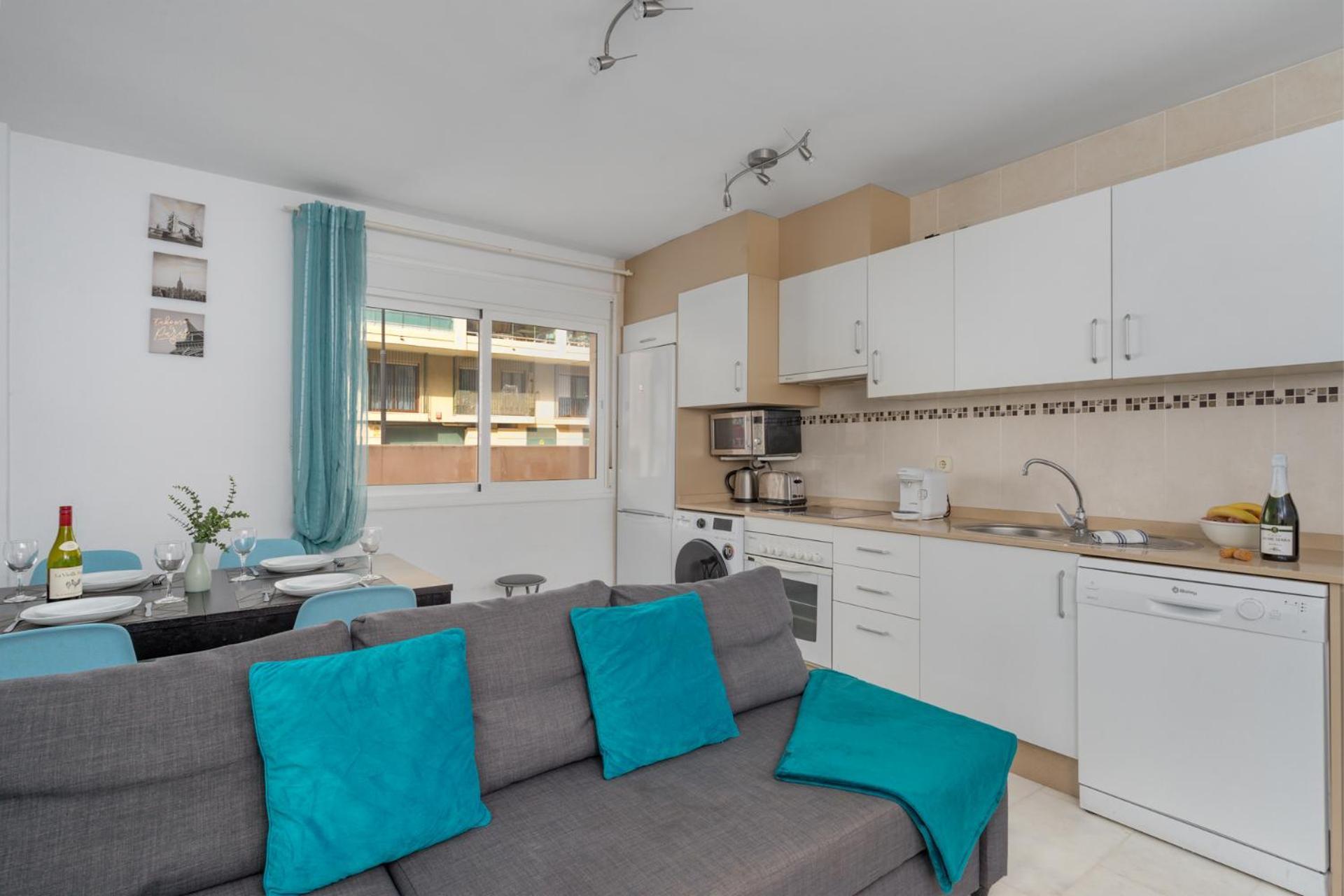 Nice Apartments 20 Meters From The Beach Fuengirola Ngoại thất bức ảnh