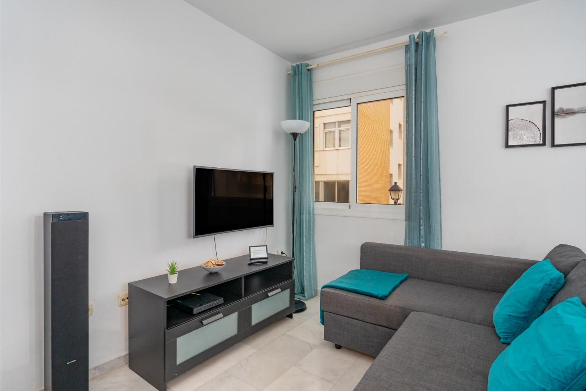 Nice Apartments 20 Meters From The Beach Fuengirola Ngoại thất bức ảnh